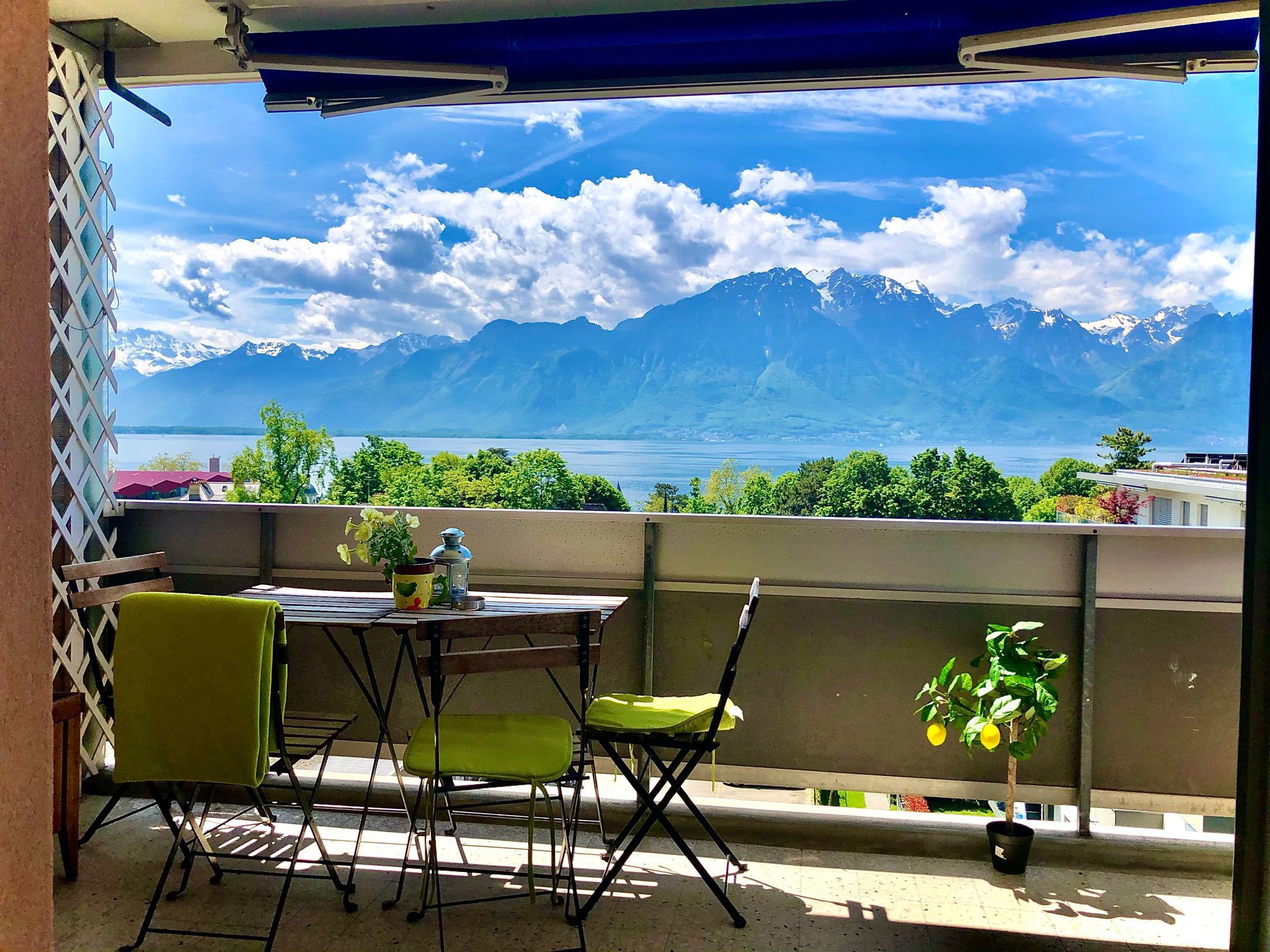 Grand Studio 46m² with lake-view balcony — 8th floor, Pierrier 5, Clarens