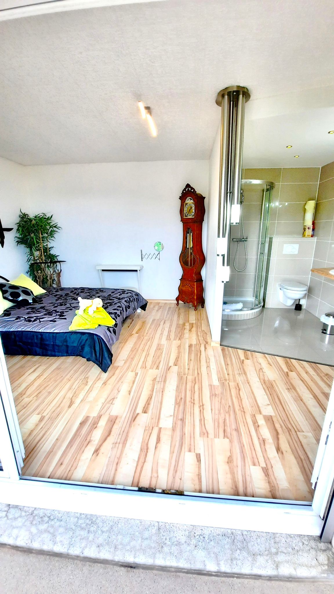 Photo 12